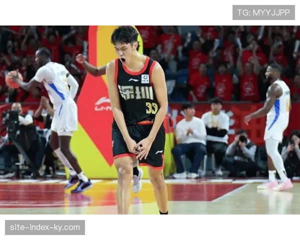 王浩然三分命中率44% 年轻球员成深圳逆袭关键